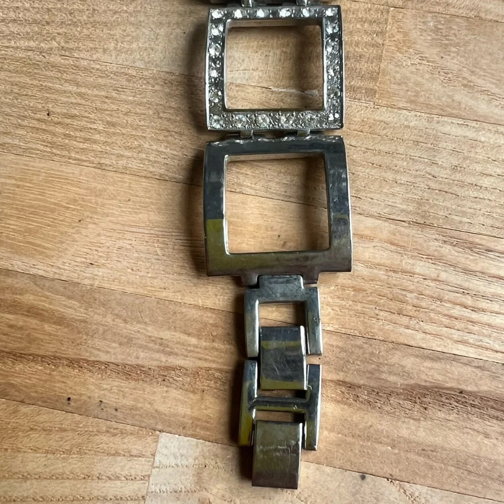 Da Vanci ladies square silver tone fashion bracelet watch NEW BATTERY